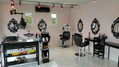 Le salon de Laura à Vernouillet