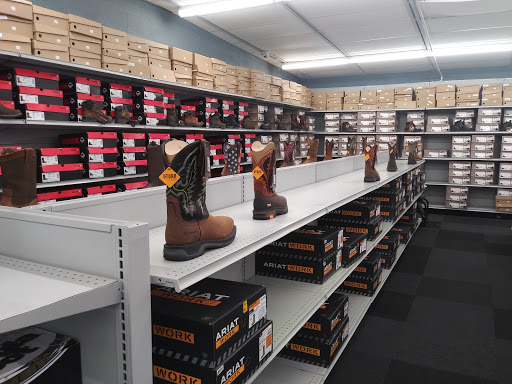 Shoe Store «Big Daddys Boots & Shoes», reviews and photos, 3705 McEver Rd, Oakwood, GA 30566, USA