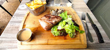 Steak du Restaurant 𝐋𝐚 𝐓𝐚𝐯𝐞𝐫𝐧𝐞 𝐌𝐞𝐭𝐳 𝑇𝑎𝑏𝑙𝑒 𝑑𝑒 𝐶𝑎𝑟𝑎𝑐𝑡è𝑟𝑒 à Metz - n°6