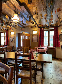 Atmosphère du Restaurant de spécialités alsaciennes Restaurant A la Ville de Nancy à Eguisheim - n°7