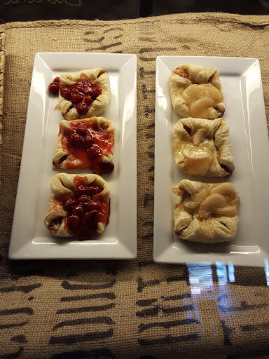 Coffee Shop «Talebu Coffee & Wine Cafe», reviews and photos, 2095 N Alma School Rd #2, Chandler, AZ 85224, USA