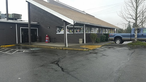 Restaurant «Glacier Lanes Restaurant & Lounge», reviews and photos, 9630 Evergreen Way, Everett, WA 98204, USA