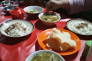 Pecel lele Agus / nasi uduk portal image