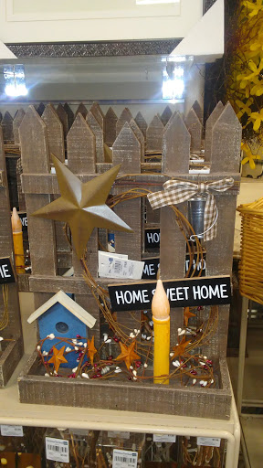 Clothing Store «Ross Dress for Less», reviews and photos, 926 Airport Center Rd, Allentown, PA 18109, USA