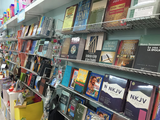 Christian Book Store «Los Cielos Abiertos Christian Bookstore (Libreria Cristiana)», reviews and photos, 6610 Stirling Rd, Hollywood, FL 33024, USA