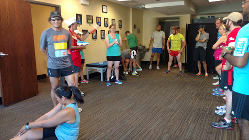 Sportswear Store «Fleet Feet Sports - Lincoln Square», reviews and photos, 4762 N Lincoln Ave, Chicago, IL 60625, USA