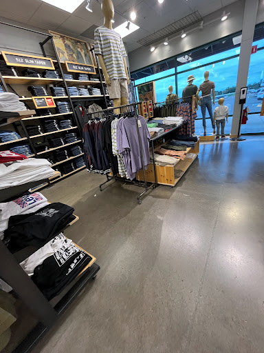 Shopping Mall «Albertville Premium Outlets», reviews and photos, 6415 Labeaux Ave NE, Albertville, MN 55301, USA