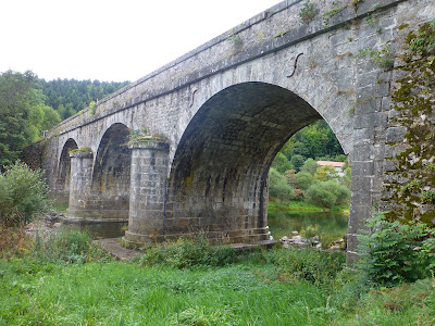 Pont sur la Loire à Usclades-et-Rieutord