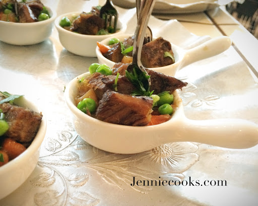 Caterer «Jennie Cooks Catering & Plant Based Parties», reviews and photos, 3048 Fletcher Dr, Los Angeles, CA 90065, USA