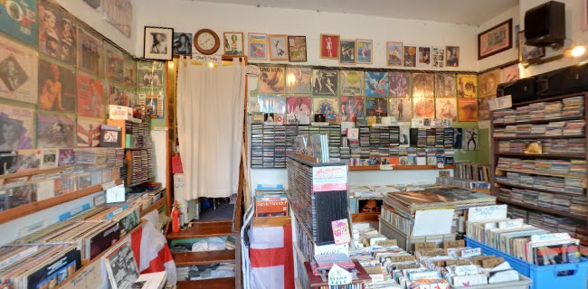 Reviews of Boo Hoo Records in Southampton - Music store