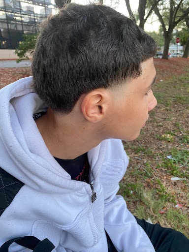 Barber Shop «Axx Barber Shop», reviews and photos, 7264 W Colonial Dr, Orlando, FL 32818, USA