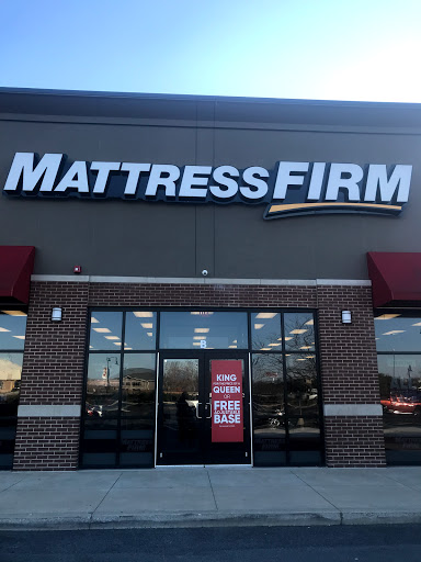 Mattress Store «Mattress Firm Brownsburg», reviews and photos, 211 W Northfield Dr, Brownsburg, IN 46112, USA