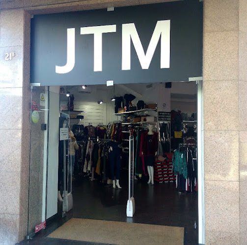 JTM 1 - Loja de roupa