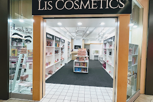 Lis Cosmetics image