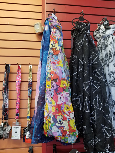 Music Store «Newbury Comics», reviews and photos, 859 Boston Providence Hwy, Norwood, MA 02062, USA