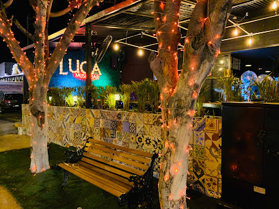 Luca music bar
