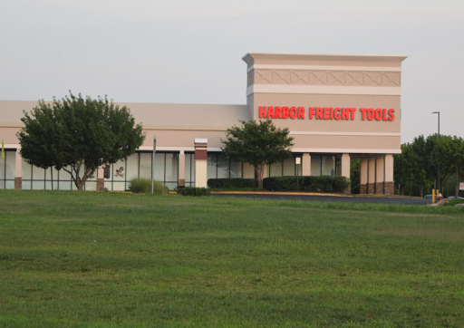 Hardware Store «Harbor Freight Tools», reviews and photos, 22330 S Sterling Blvd STE 101, Sterling, VA 20164, USA