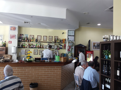 Cervejaria E Cafe-Flor Do Jamor, Lda. em Queijas