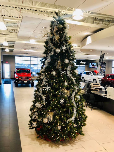 Car Dealer «Wickstrom Chrysler Jeep Dodge Ram», reviews and photos, 660 W Northwest Hwy, Barrington, IL 60010, USA