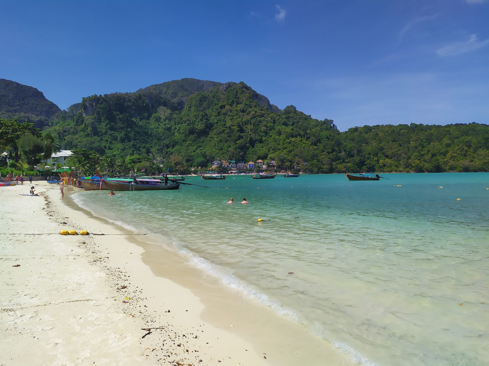 Photo of Loh Dalum Beach with white fine sand surface