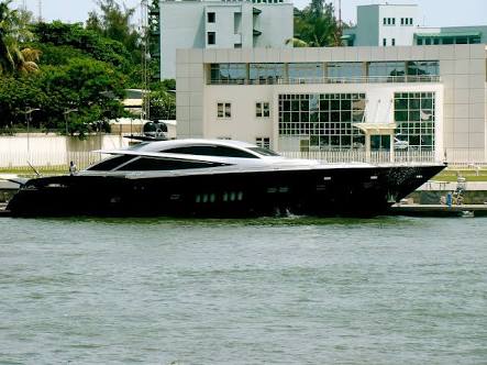 Port Harcourt Boat Club, Along Reclamation Road, Town, Old Port Harcourt Twp, Port Harcourt, Nigeria, Bar, state Rivers