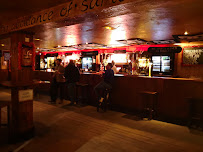 Atmosphère du Restaurant Smithy's Tavern à Les Deux Alpes - n°12