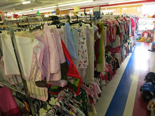 Thrift Store «The Kindness Wave Foundation Thrift Store», reviews and photos, 6210 Seminole Blvd, Seminole, FL 33772, USA