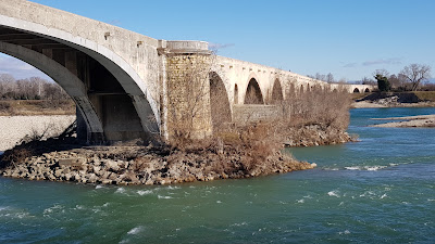 Pont du Saint-Esprit à Pont-Saint-Esprit