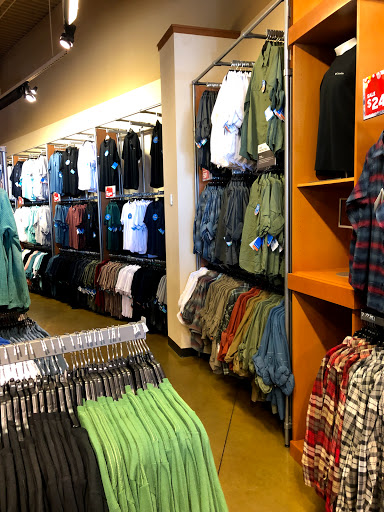 Sportswear Store «Columbia Sportswear Outlet Store at Outlets at Anthem», reviews and photos, 4250 W Anthem Way, Phoenix, AZ 85086, USA