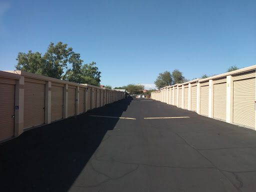 Self-Storage Facility «Storage West», reviews and photos, 7007 E Bell Rd, Scottsdale, AZ 85254, USA
