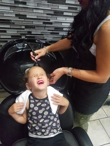 Hair Salon «Salon Luxe», reviews and photos, 1840 N Telegraph Rd, Dearborn, MI 48128, USA