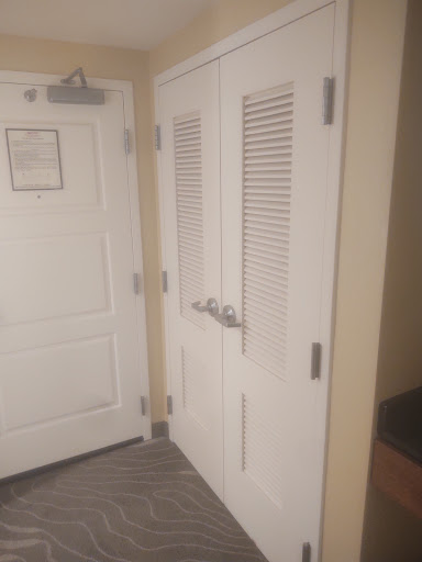 Hotel «Newport News Marriott at City Center», reviews and photos, 740 Town Center Dr, Newport News, VA 23606, USA