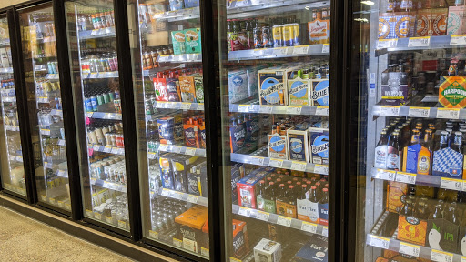 Beer Store «Wegmans Wine, Liquor & Beer», reviews and photos, 15 Woodbridge Center Dr, Woodbridge, NJ 07095, USA