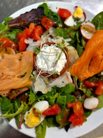 Salade du Restaurant français la planque de l'éveque vue cathédrale Saint Cécile à Albi - n°6