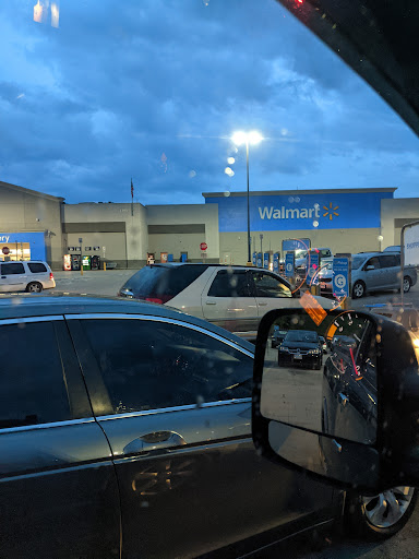 Department Store «Walmart Supercenter», reviews and photos, 2345 Happy Valley Rd, Glasgow, KY 42141, USA