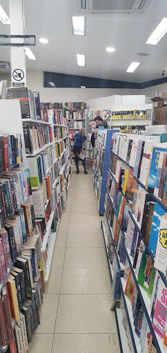 Librería El Lector - Plaza Uruguaya