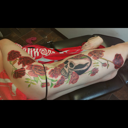 Tattoo Shop «22 Caliber Tattoo Studio», reviews and photos, 3501 Parsons Ave, Columbus, OH 43207, USA