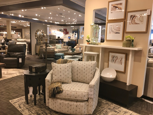 Furniture Store «La-Z-Boy Furniture Galleries», reviews and photos, 8600 NE Flintlock Rd, Kansas City, MO 64157, USA
