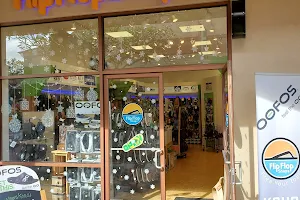 Flip Flop Shops Lihue image