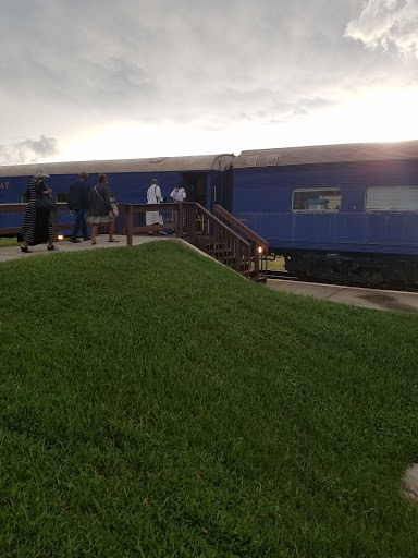 Fine Dining Restaurant «Murder Mystery Dinner Train», reviews and photos, 2805 Colonial Blvd, Fort Myers, FL 33966, USA