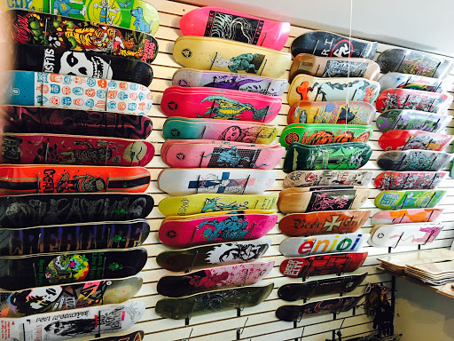 Skateboard Shop «BIGFOOT BIKE AND SKATE», reviews and photos, 350 E Ward St, Milwaukee, WI 53207, USA