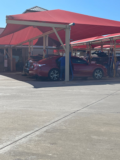 Car Wash «Castle Hills Auto Spa», reviews and photos, 1401 W Hebron Pkwy, Carrollton, TX 75010, USA