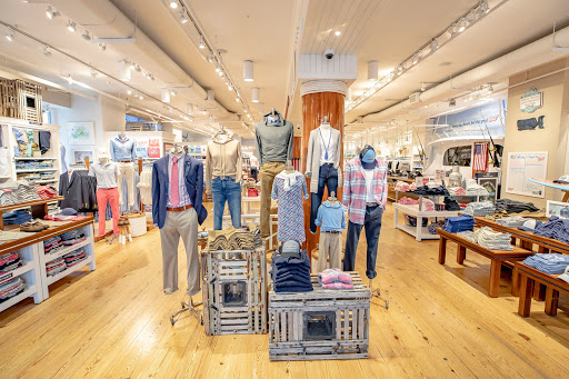 Vineyard Vines, 90 Main St, Westport, CT 06880, USA, 