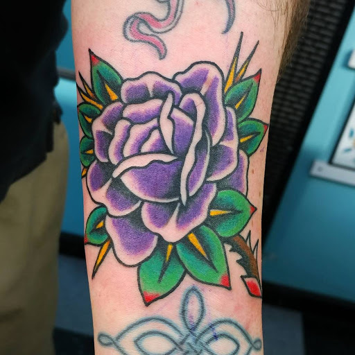 Tattoo Shop «Lucky Drive Tattoo Parlour», reviews and photos, 2228 4th St, San Rafael, CA 94901, USA