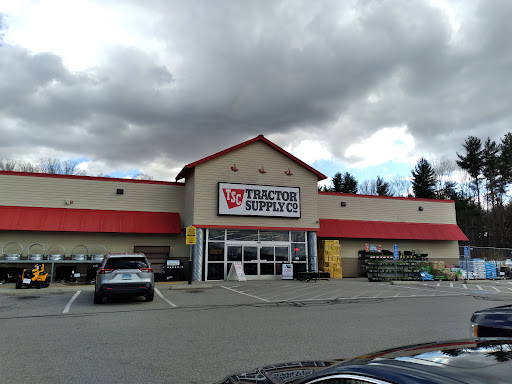Tractor Supply Co., 150 New London Rd, Colchester, CT 06415, USA, 