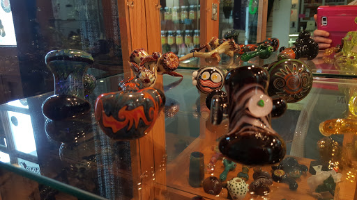 Tobacco Shop «Apparatus Smoke Shop», reviews and photos, 284 Cowesett Ave, West Warwick, RI 02893, USA