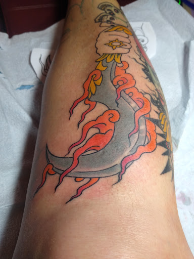 Tattoo Shop «Divine Machine Tattoo», reviews and photos, 84 S Elmwood Ave, Buffalo, NY 14201, USA