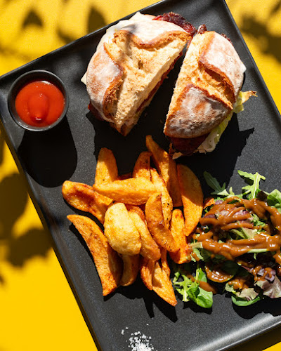 Comentarii opinii despre Deck Resto Bar