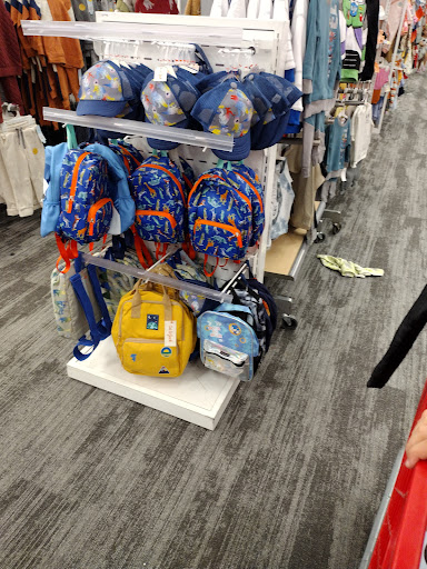 Department Store «Target», reviews and photos, 999 Corporate Dr, Westbury, NY 11590, USA