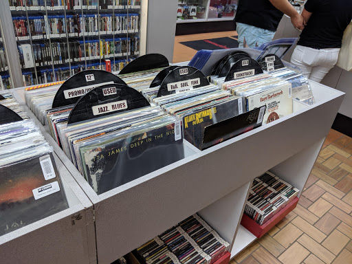 Collectibles Store «The Exchange», reviews and photos, 1524 N Milwaukee Ave, Chicago, IL 60622, USA